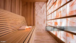 从“社恐”到“桑拿达人”：我在厦门按摩店的爆笑逆袭！