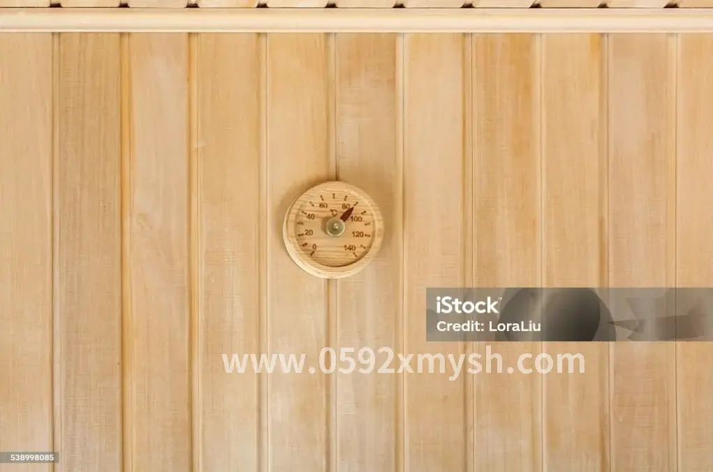 技师进行专业按摩